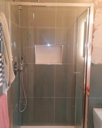 cabina doccia in cristallo