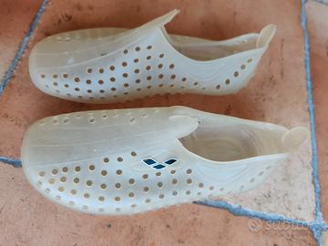 Scarpe per il mare n. 31