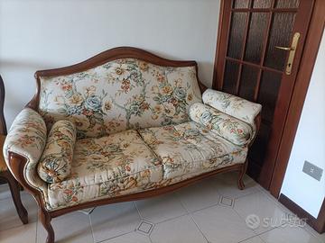 2 divani stile classico/ Luigi Filippo