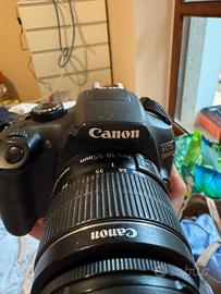 Canon eos 1300D + obiettivo 18-55mm IS II