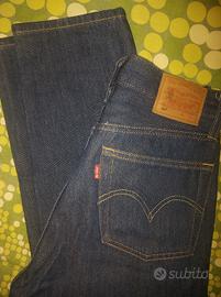 Jeans LEVIS 501  (Taglia W25 L30)