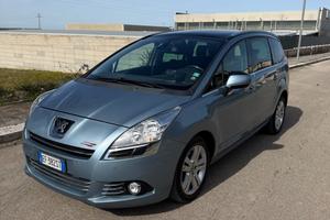 Peugeot 5008 2.0 HDi 150CV Tecno