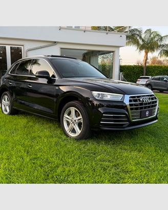 AUDI Q5 40 TDI quattro S tronic S line plus