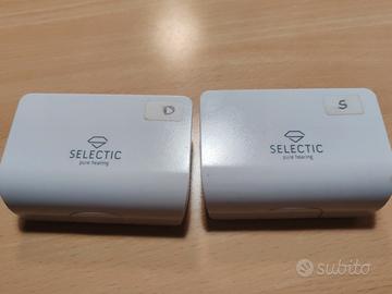 coppia di apparecchi acustici usati