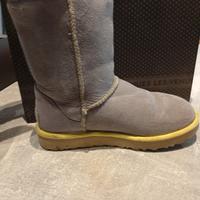 Ugg numero 37