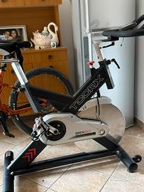 Bici per allenamento in casa