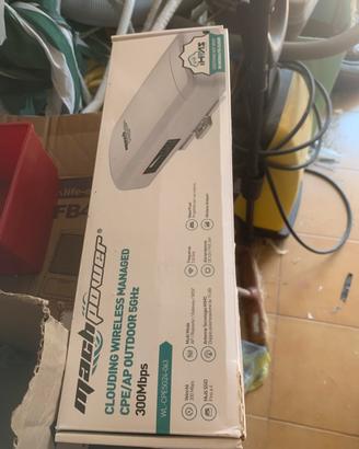 Antenna wireless per ponti radio