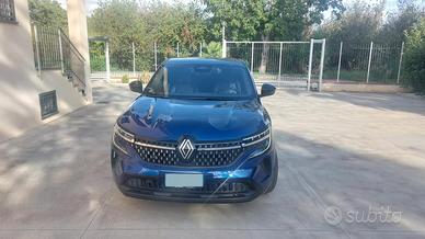 Renaut Australe Full Hybrid 200 CV Techno
