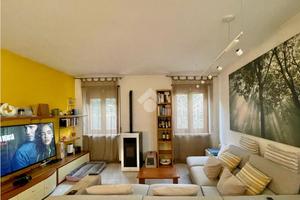 VILLA A SCHIERA A ZEVIO