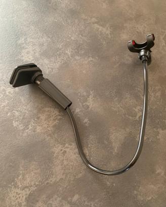Porta cellulare con molla per mensola