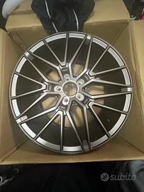 Cerchi in lega JR38 da 19” per golf 8 GTI
