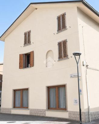 Casa semindipendente a bellusco