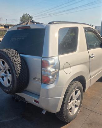 Suzuki Gran Vitara 2011 1.9 Diesel F9Q PER RICAMBI