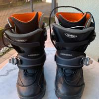 Scarponi snowboard Tag. 41 con attacchi step on