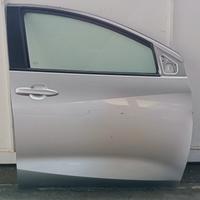Porta anteriore destra Toyota Yaris