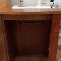 Macchina da cucire Necchi 205 