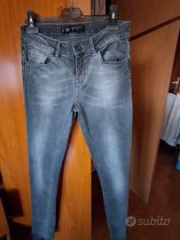 Jeans Zara grigi taglia 36