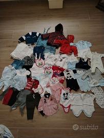 Abbigliamento 0 mesi - 1 anno circa