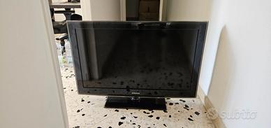TV Samsung 40" Display Rotto