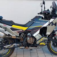 Husqvarna Norden 901 Akrapovic 