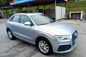 Audi Q3, 2.0 tdi 120cv s-tronic , 11/2017  €15500