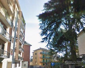 Graziosa Stanza centrale a Bosto Varese