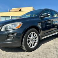 Volvo XC 60 XC60 2.4 D 163 CV AWD Geartronic Summu