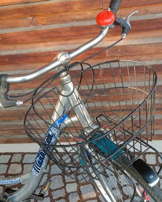 Inconfondibile.. bici da donna bicicletta da donna