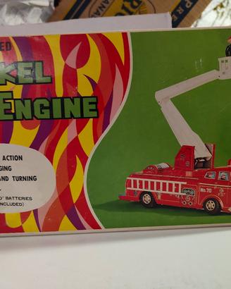 Camionetta dei pompieri tin toy