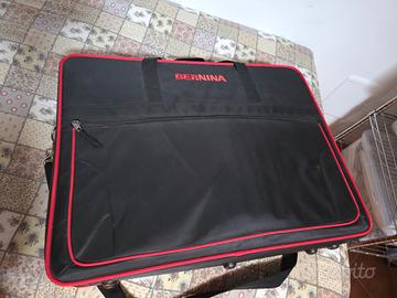 Trolley Bernina per serie 7 e 8 e modulo ricamo
