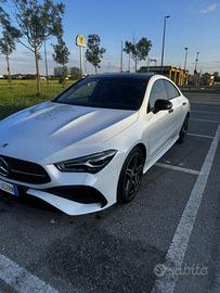 Mercdes benz cla 200d premium tetto panoramico