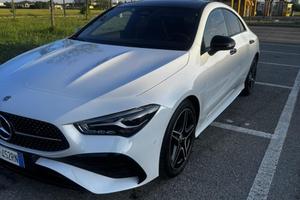 Mercdes benz cla 200d premium tetto panoramico