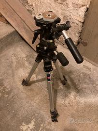Cavalletto Manfrotto in alluminio