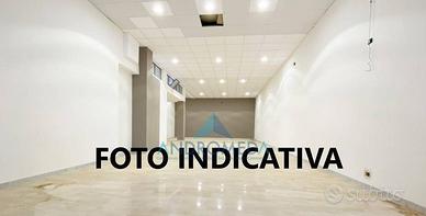 Immobile di 250 m² a Giugliano in Campania