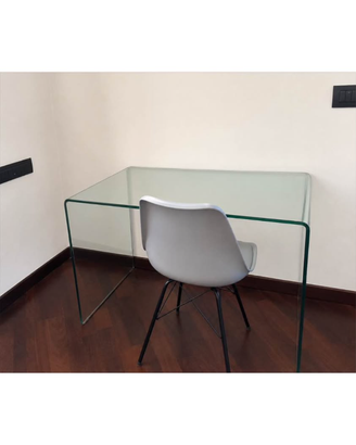 Scrivania vetro - ritiro zona Dateo Milano