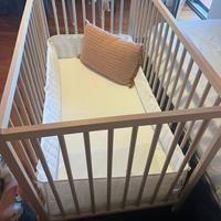 culla ikea pari al nuovo + paracolpi