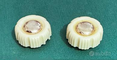 Manopole d. 28 mm. per radio d’epoca anni ‘50 /60