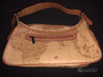 BORSA DA DONNA TIPO GEO CLASSIC COME NUOVA,USATA