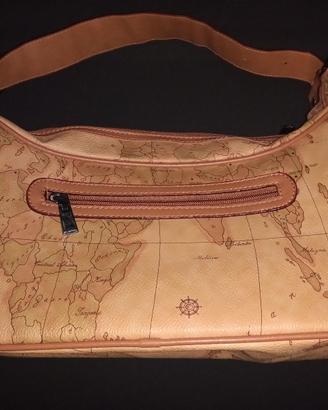 BORSA DA DONNA TIPO GEO CLASSIC COME NUOVA,USATA