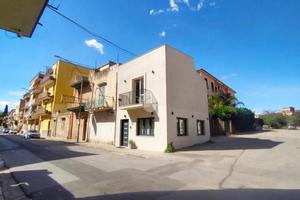 2 LOCALI A SANTA FLAVIA