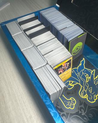Lotto carte pokemon con rare olografiche garantite