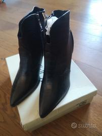 tronchetto marca Camomilla tg40