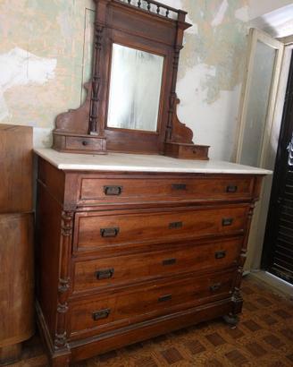 Comò antico in legno massello + 2 comodini