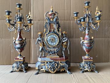 TRITTICO OROLOGIO E CANDELABRI ARGENTO ORO 