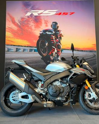 Aprilia Tuono V4 1100