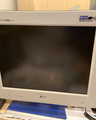 LCD monitor LG