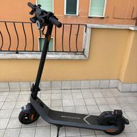 Monopattino Niu KQi2 Grigio