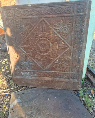 PIASTRA ANTICA GHISA PER CAMINO