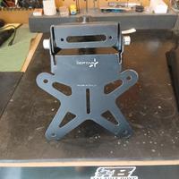 Septar portatarga  lungo Talaria  Sting