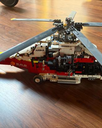 42145 Lego Technic - Elicottero di salvataggio